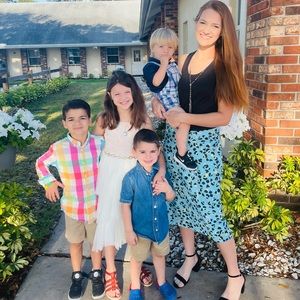 Meet your Posher, Brooke